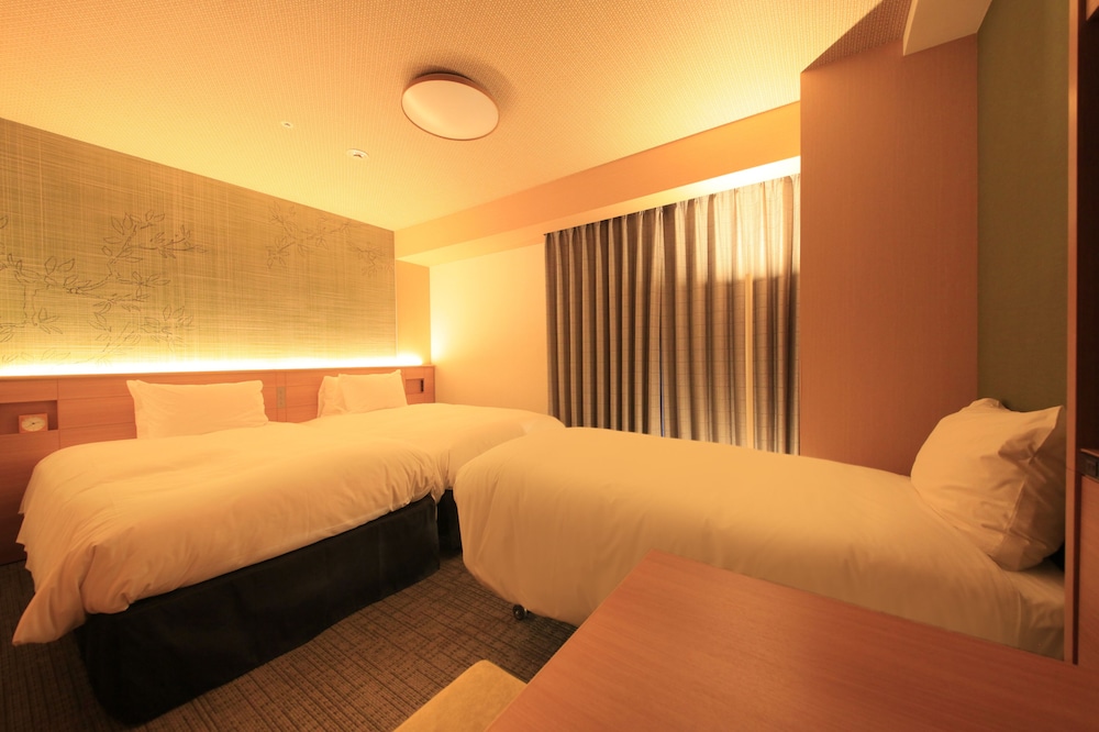 ツインルーム エキストラベッド付き 禁煙 客室2 | リッチモンドホテル姫路