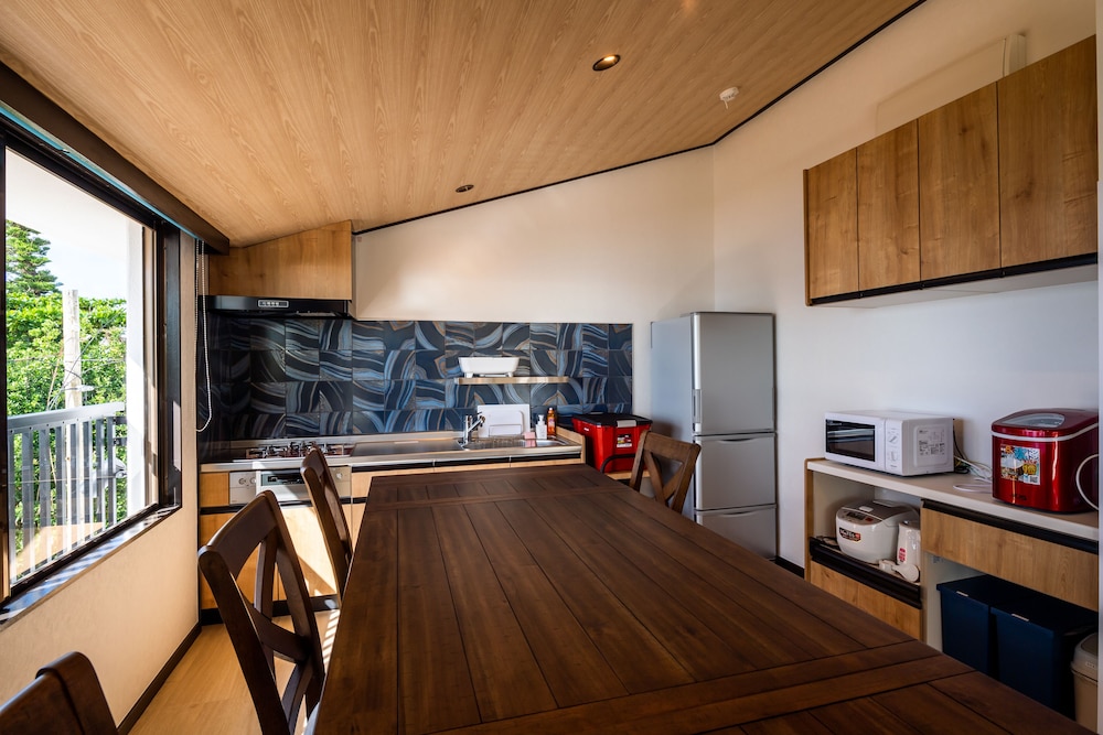 ヴィラスペシャルルーム キッチン付き オーシャン ビュー 専用キッチン0 | ザ・ペリドット スマートホテル タンチャワード