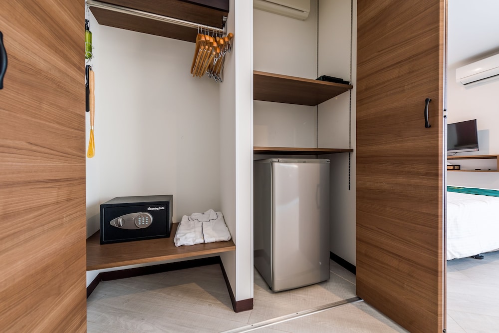ツインルーム 簡易キッチン セーフティボックス1 | ザ・ペリドット スマートホテル タンチャワード
