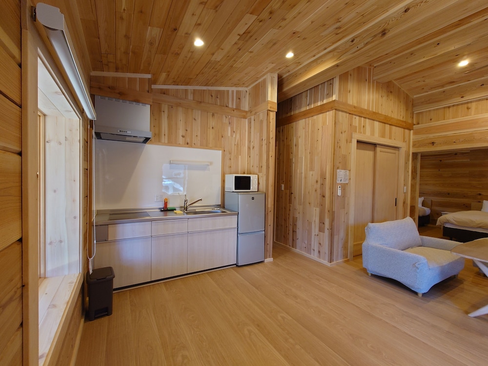 ログハウス２名用 禁煙 (平屋タイプ) 専用キッチン0 | 軽井沢サニーヴィレッジ
