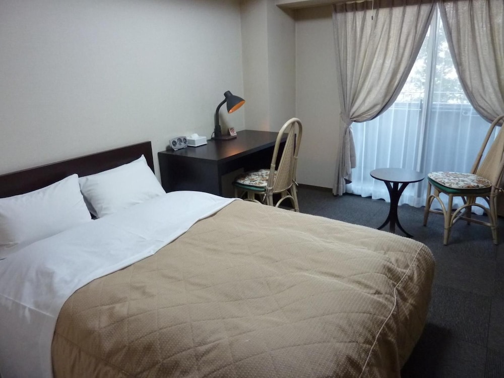ダブルルーム 禁煙 | 河口湖ビジネス & リゾート SAWA HOTEL