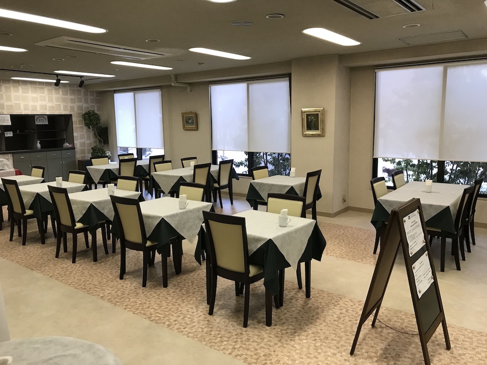 レストラン1 | 河口湖ビジネス & リゾート SAWA HOTEL レストラン1 | 河口湖ビジネス & リゾート SAWA HOTEL