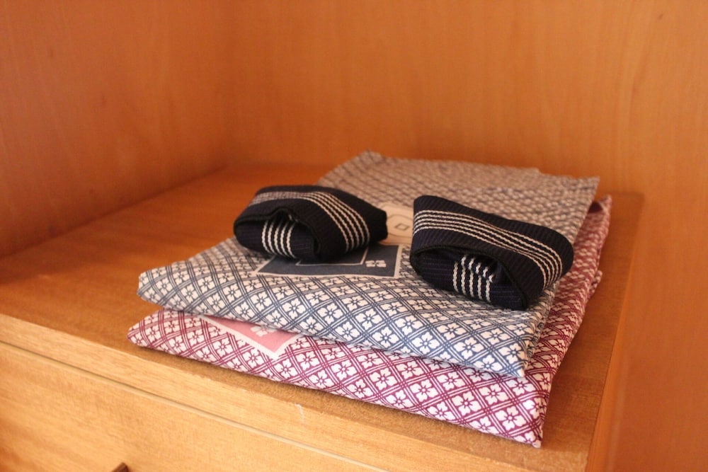 ダブルルーム 禁煙 (2人利用) 客室4 | ホテル 談露館