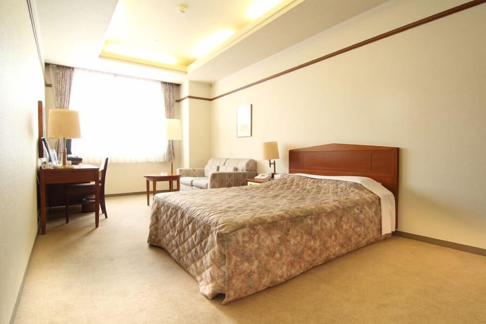 デラックス ダブルルーム 喫煙可 客室1 | ホテル 談露館