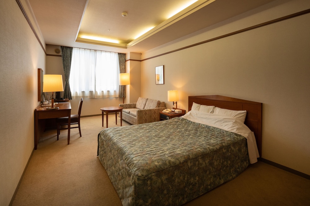 デラックス ダブルルーム 喫煙可 | ホテル 談露館