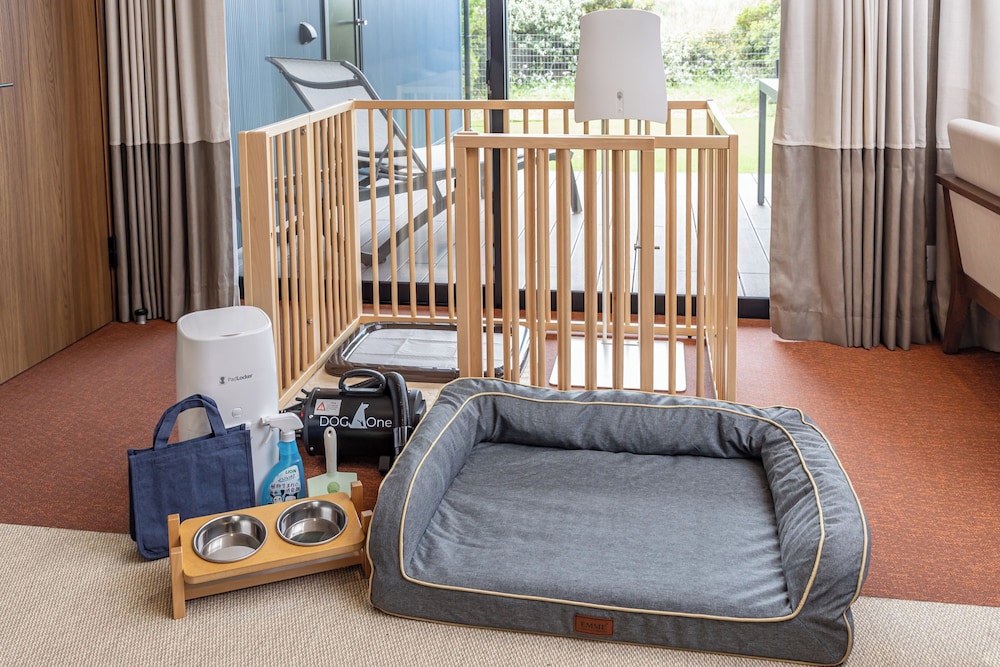 ドッグフレンドリーヴィラ（バス付 / サウナ付き）禁煙 客室14 | 亀の井ホテル 九十九里