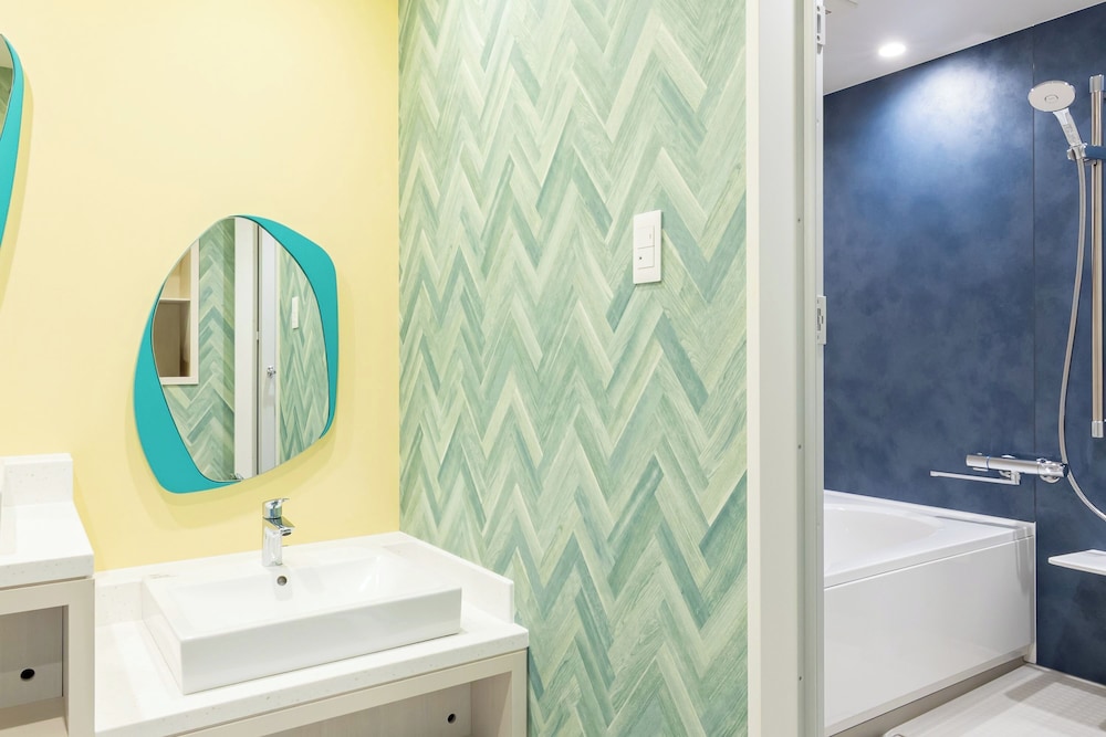 キッズルーム（バス付）禁煙 バスルーム0 | 亀の井ホテル 九十九里