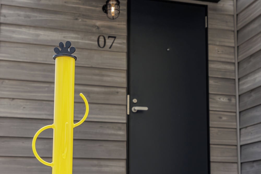 ドッグフレンドリーヴィラ（バス付 / サウナ付き）禁煙 客室5 | 亀の井ホテル 九十九里