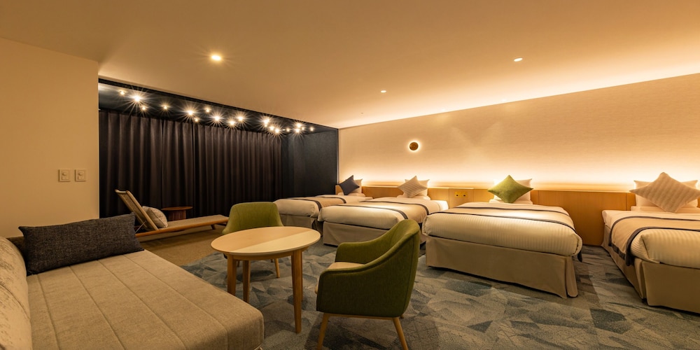 デラックスファミリー（バス付）禁煙 客室1 | 亀の井ホテル 九十九里