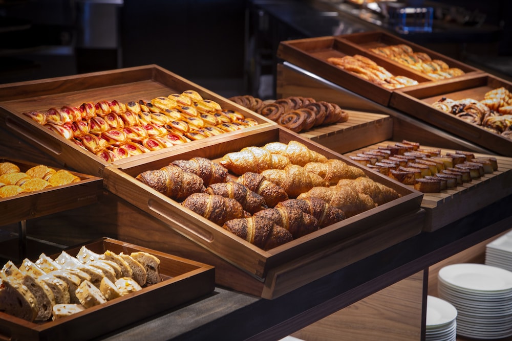 スタンダード ツインルーム 禁煙 朝食ビュッフェ0 | 湯の川プリンスホテル渚亭