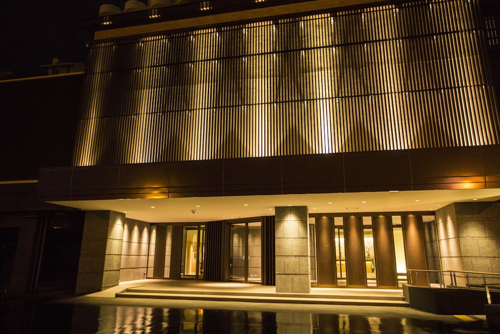 メインイメージ | 湯の川プリンスホテル渚亭