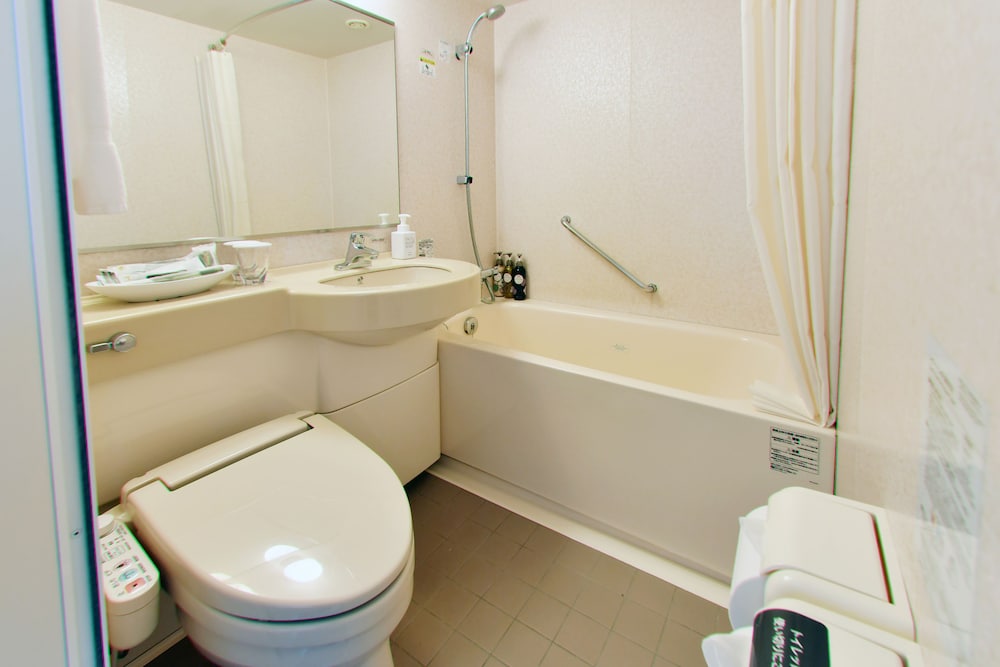 ダブルルーム 喫煙可 バスルーム0 | リッチモンドホテル浜松