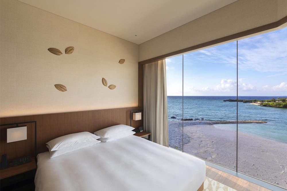 ルーム 2 ベッドルーム (Beach House, 1 King Bed, 2 Twin Beds) 客室3 | ハイアット リージェンシー 瀬良垣アイランド 沖縄