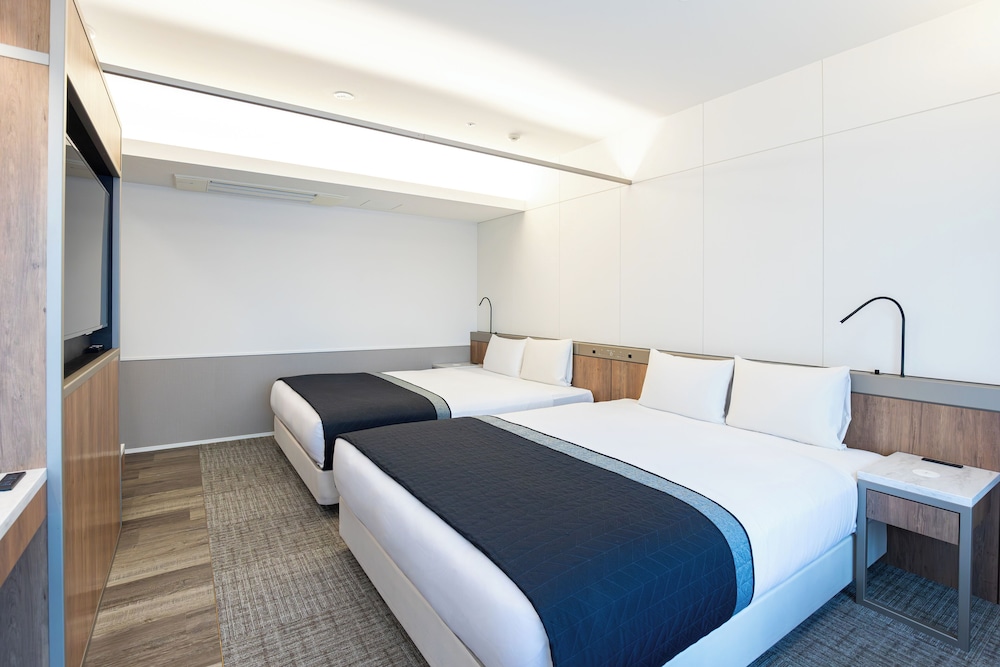 デラックス ツインルーム ダブルベッド 2 台 禁煙 客室4 | ホテルザフラッグ心斎橋