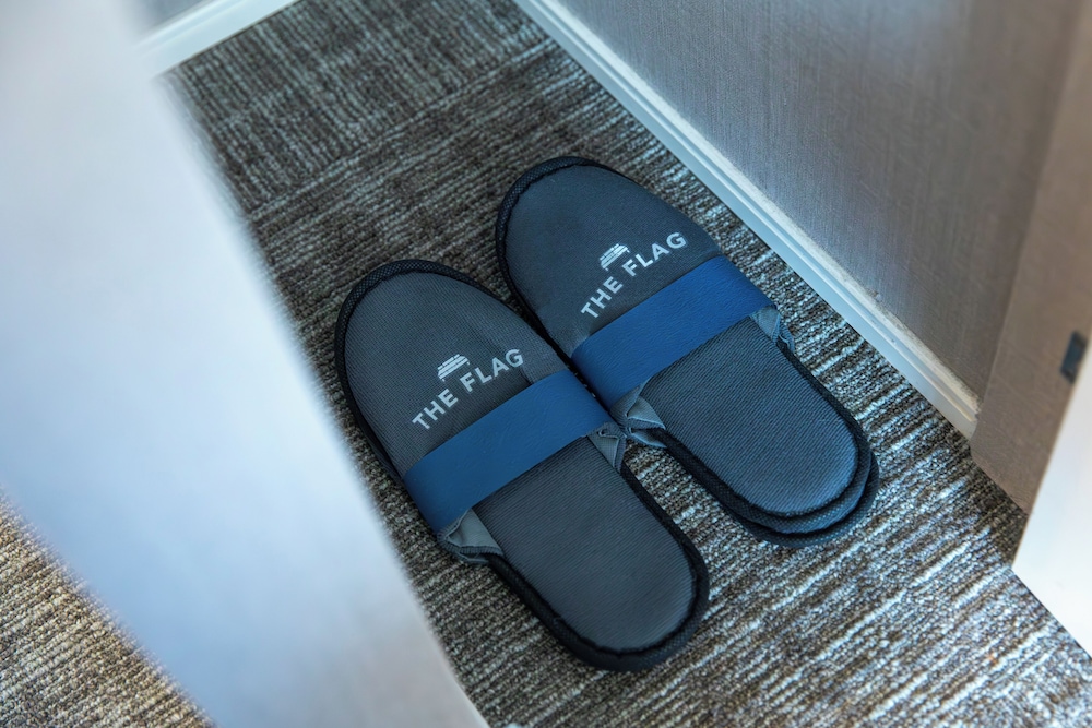 スタンダード ダブルルーム クイーンベッド 1 台 禁煙 客室4 | ホテルザフラッグ心斎橋