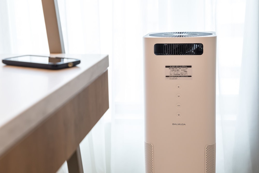 デラックス ツインルーム ダブルベッド 2 台 禁煙 客室の設備とサービス0 | ホテルザフラッグ心斎橋