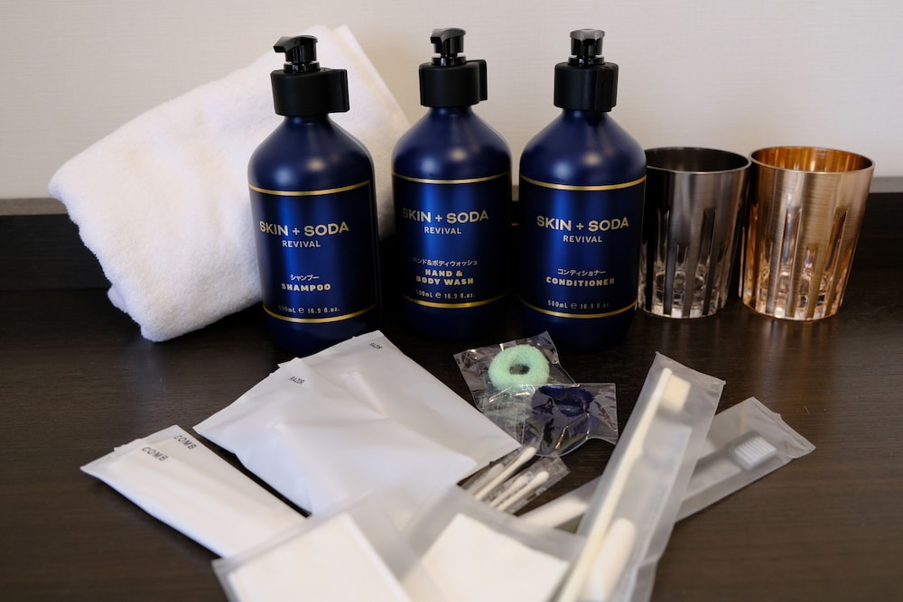 スタンダード ルーム バスルームの設備2 | ガーナーホテル 大阪本町駅 by IHG