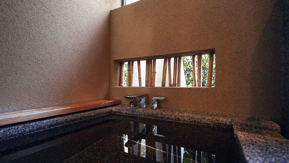 風_露天風呂温泉付スイート 禁煙 | 宮島別邸 旅籠 桜