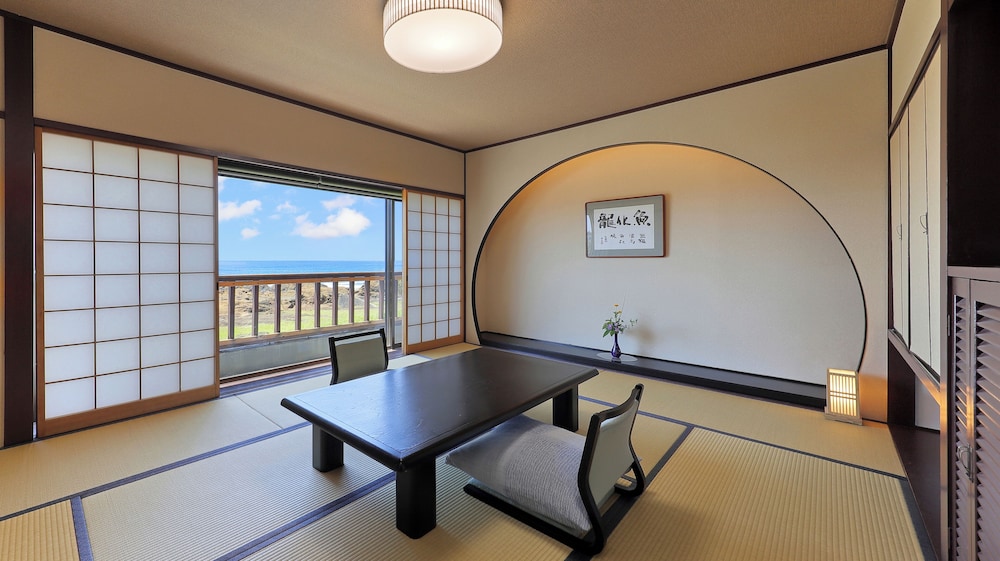 煌き亭（和室 2F） | 季粋の宿 紋屋