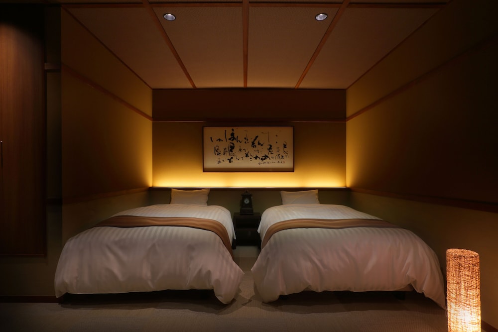 紋屋スイート 客室2 | 季粋の宿 紋屋