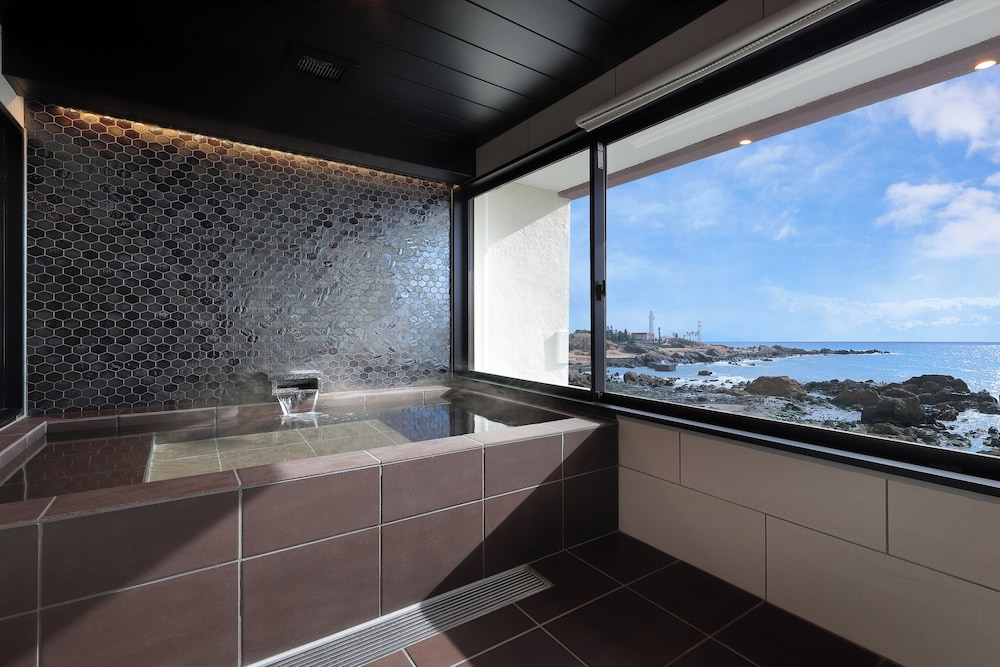 トリプルルーム バスルーム0 | 季粋の宿 紋屋