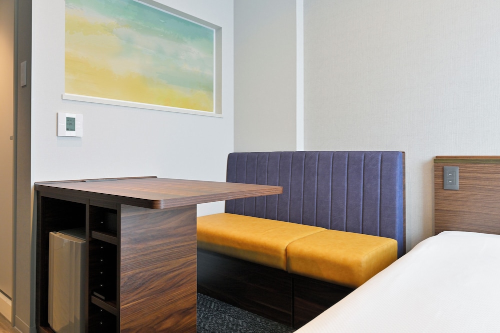 ヴィアインダブル禁煙(15㎡) 客室3 | JR 西日本グループ ヴィアイン岡山