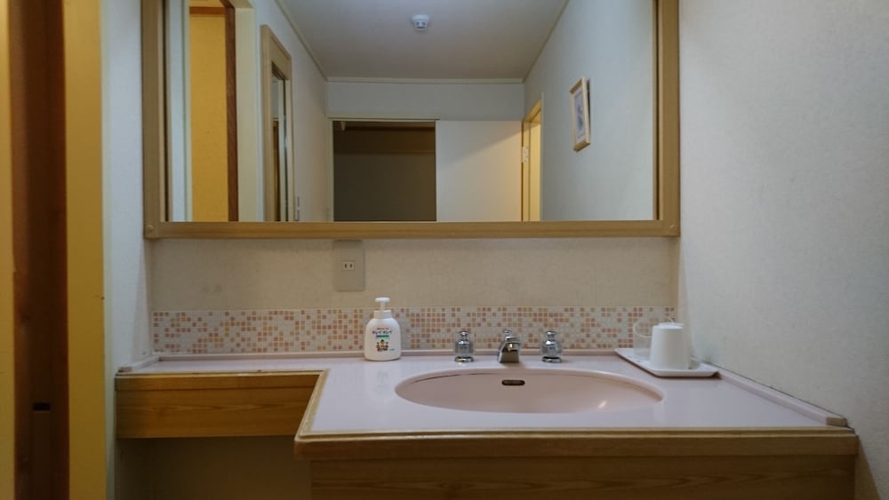 和室 バスルームのシンク0 | ホテル志賀サンバレー