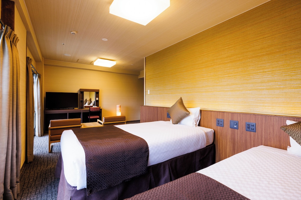 スーペリアツイン（シャワーブース付）禁煙 客室1 | 亀の井ホテル 大和平群