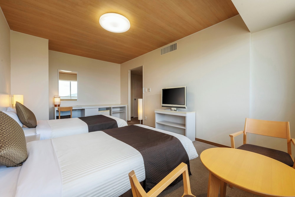 スタンダード ツインルーム 禁煙 客室1 | 亀の井ホテル 大和平群