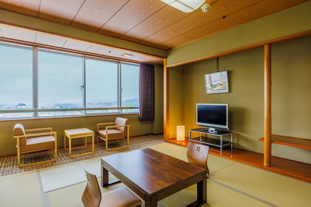 客室1 | 亀の井ホテル 大和平群
