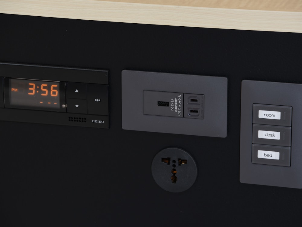 シングルルームB 禁煙 (ベッド幅120cm) 客室1 | Rホテルズイン北海道旭川