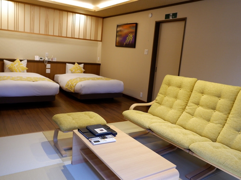 和洋室 露天風呂付 客室8 | 高千穂 離れの宿 神隠れ