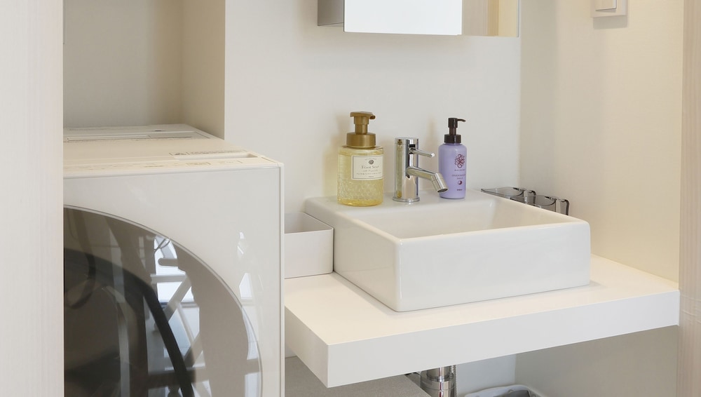 2F客室 KEI (2シングルベッド) 客室2 | La Krasse 墨田