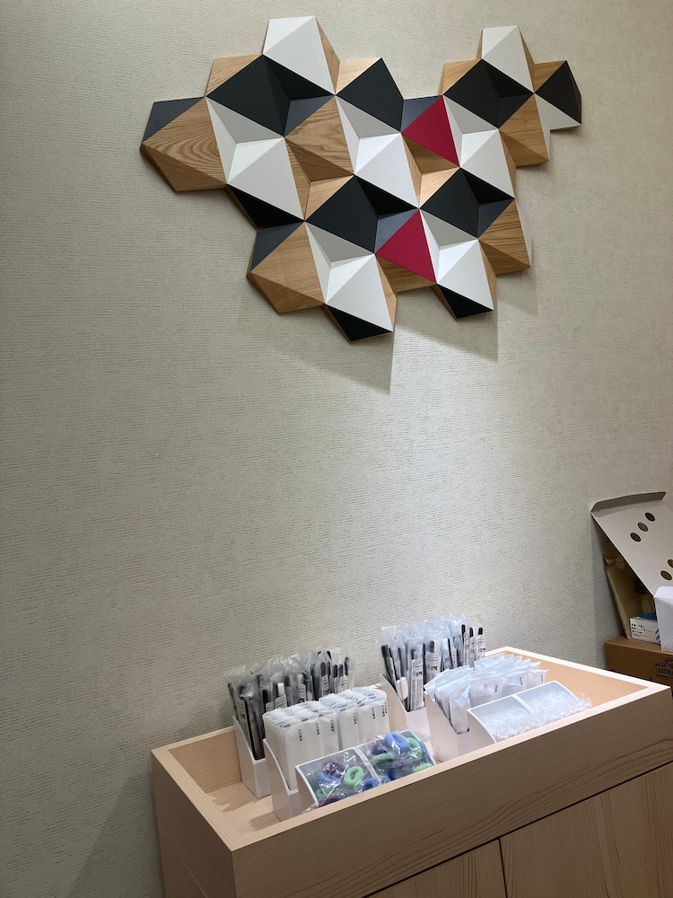 スタンダード ルーム 客室の設備とサービス3 | ガーナーホテル 大阪本町御堂筋 by IHG