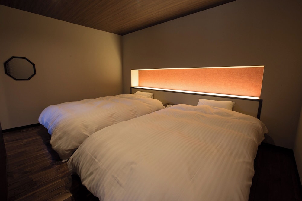 和洋室ツイン 46平米 [ツインベッド] 禁煙 客室1 | 旅館 善屋