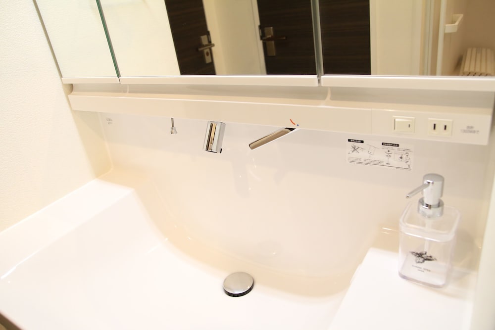 スーペリア101 禁煙 バスルームのシンク1 | Ambiera銅座