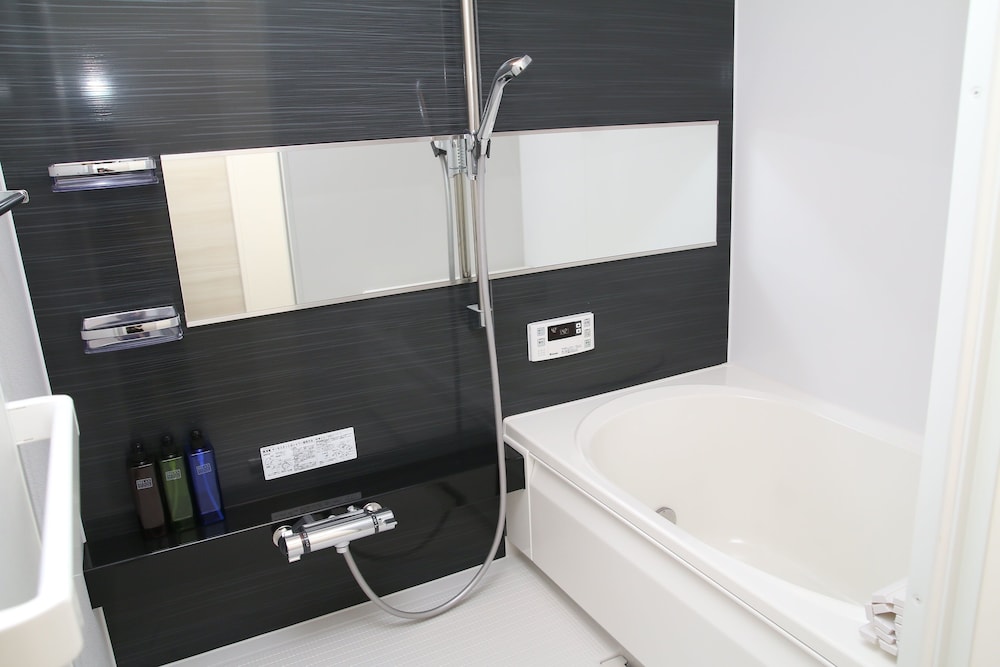 スタンダード202 禁煙 バスルーム2 | Ambiera銅座