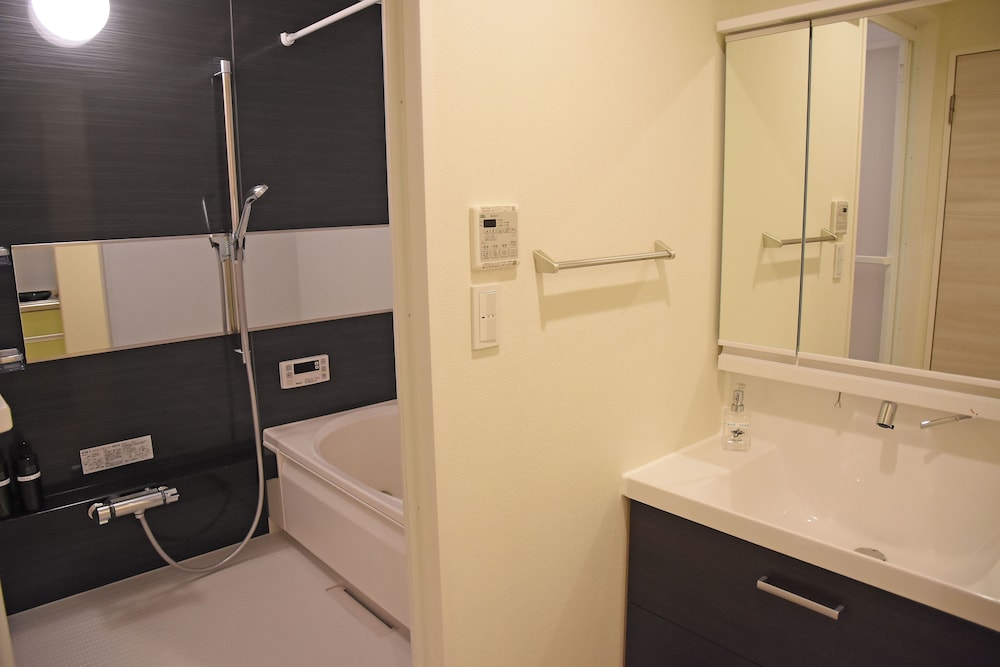 スタンダード202 禁煙 バスルーム3 | Ambiera銅座