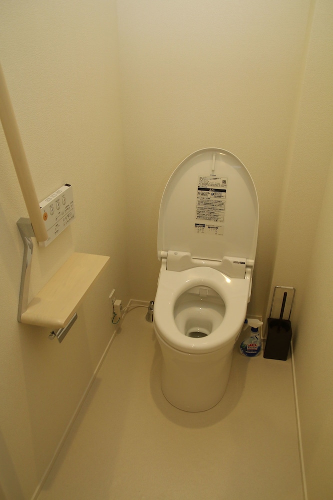 スタンダード202 禁煙 バスルーム1 | Ambiera銅座