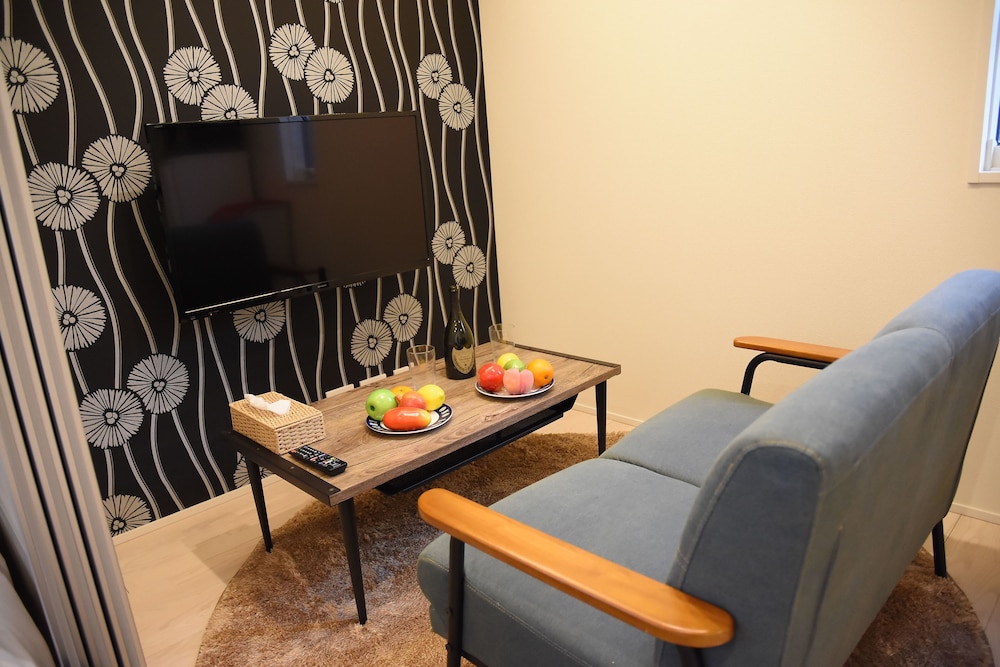 スタンダード202 禁煙 リビング エリア1 | Ambiera銅座