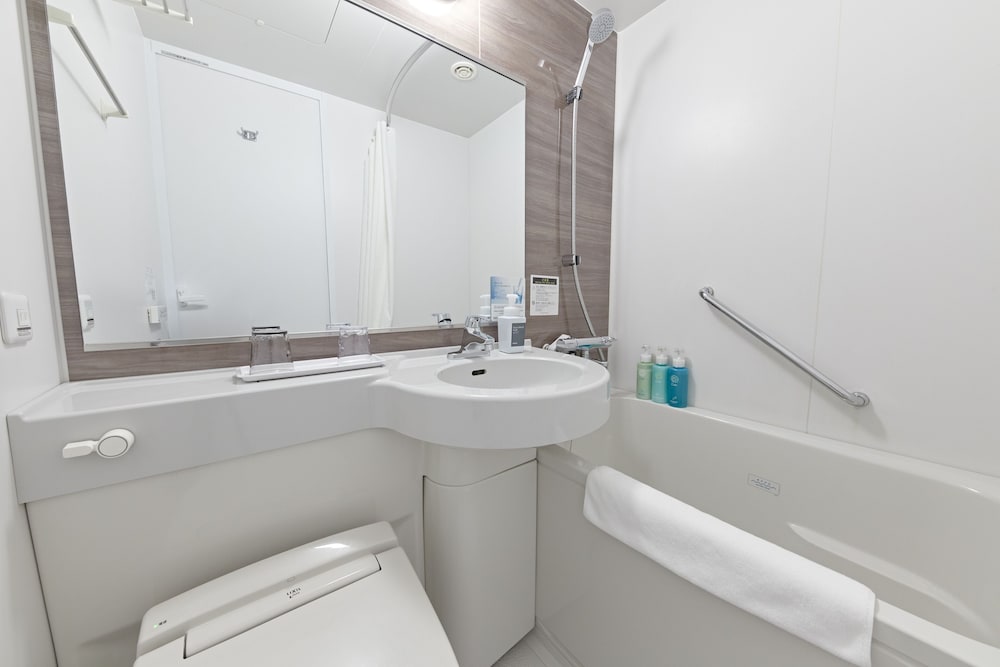 スタンダード ダブルルーム 禁煙 バスルーム0 | 相鉄フレッサイン 北浜