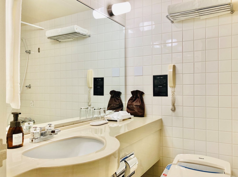 [禁煙]トリプル バスルーム0 | ホテルフランクス