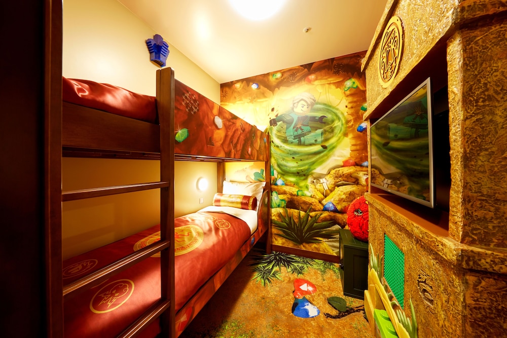 ニンジャゴー テーマ ビュー(4人部屋) 客室1 | レゴランド ジャパン ホテル