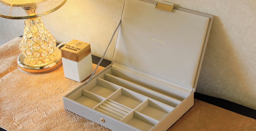 スーペリア ツインルーム シングルベッド 2 台 客室の設備とサービス3 | ヴィラ・ザ・クラブ軽井沢