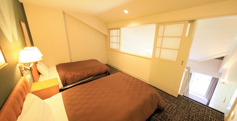 スーペリア ツインルーム シングルベッド 2 台 客室0 | ヴィラ・ザ・クラブ軽井沢