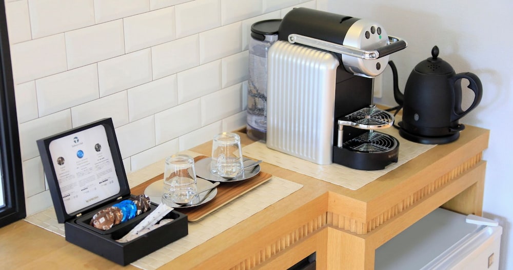 スタンダード スイート ベッド (複数台) コーヒー / コーヒーメーカー0 | ヴィラ・ザ・クラブ軽井沢