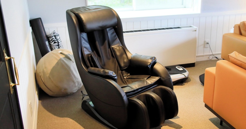 スタンダード スイート ベッド (複数台) マッサージ (室内)0 | ヴィラ・ザ・クラブ軽井沢