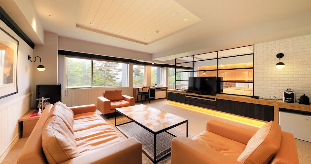 スタンダード スイート ベッド (複数台) | ヴィラ・ザ・クラブ軽井沢