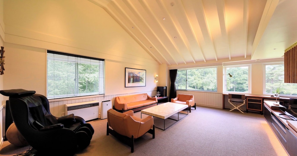 プレミアム スイート ベッド (複数台) | ヴィラ・ザ・クラブ軽井沢