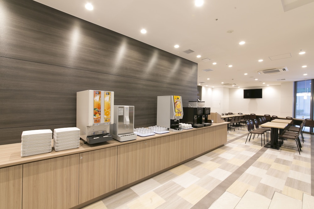 ロビーラウンジ1 | ワシントンR&Bホテル新大阪北口 ロビーラウンジ1 | ワシントンR&Bホテル新大阪北口